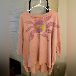Free People Oversized Sun and Moon Graphic Women's Top. Small